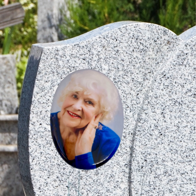 płytka nagrobkowa.png